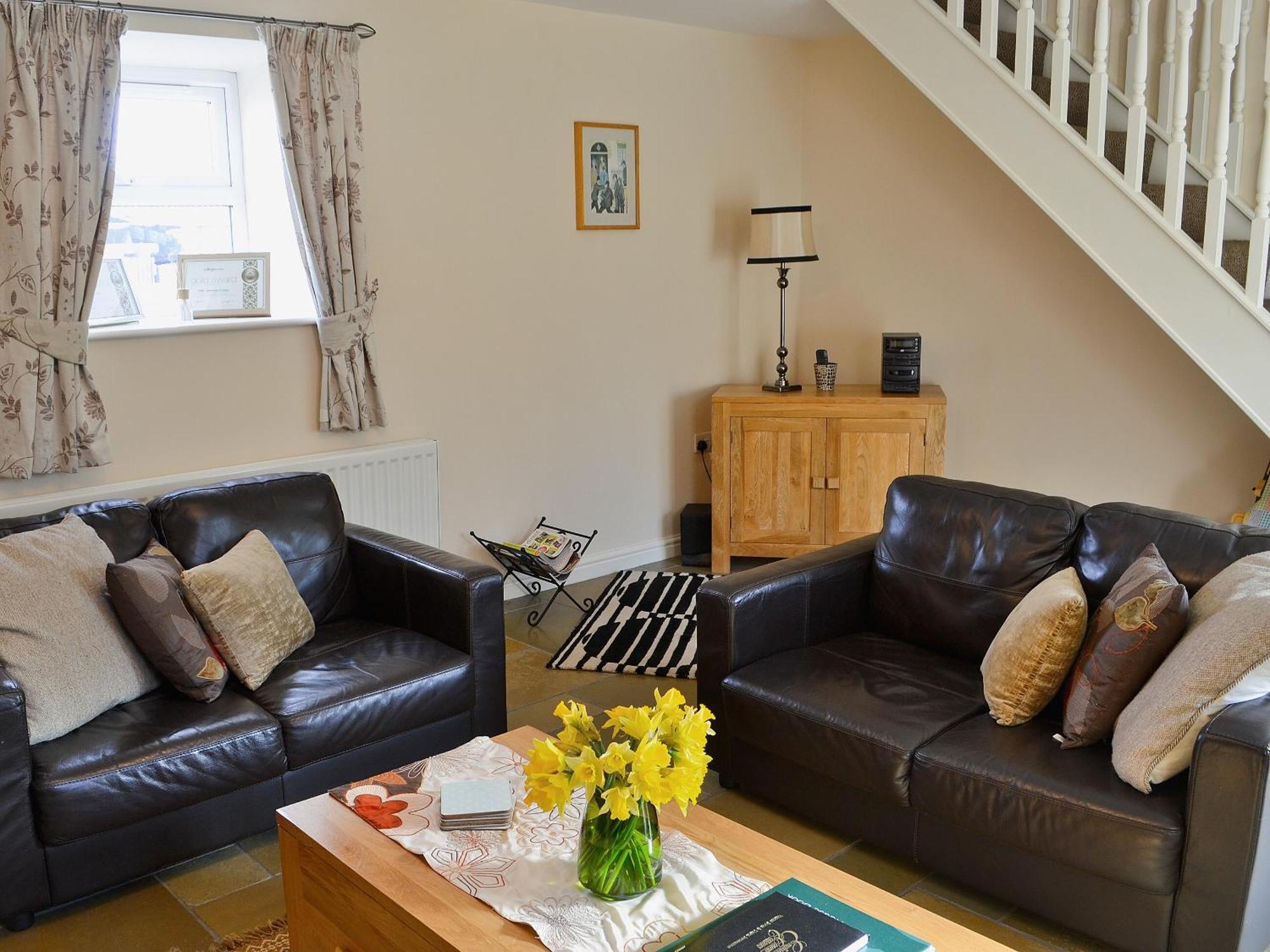 Methodist Cottage West Kyo Екстер'єр фото